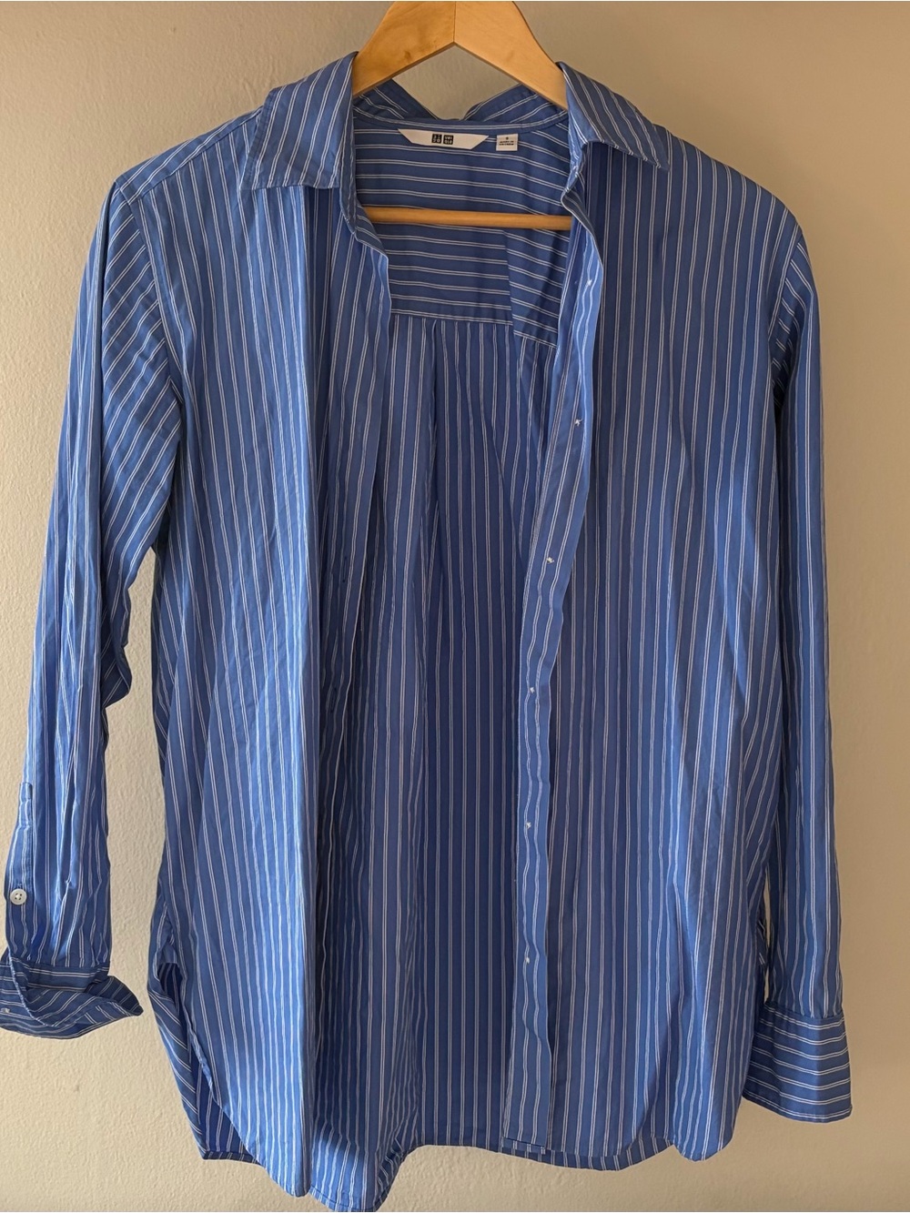 Blue Striped Button-Up Shirt - Uniqlo